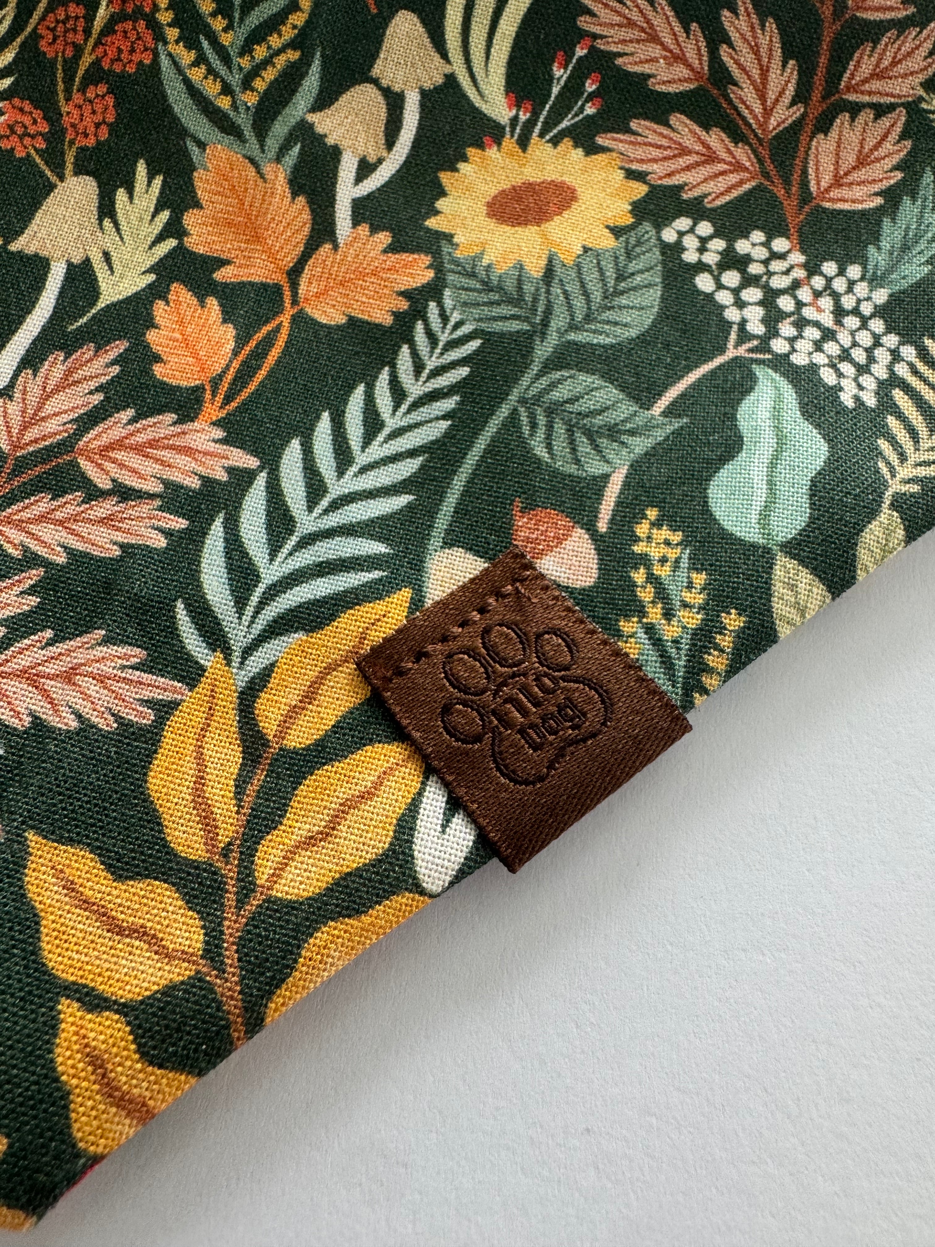 Fern & Forage - Over the Collar Contour Bandana