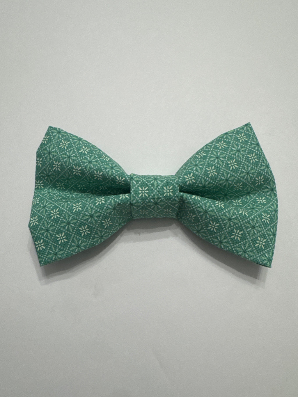Emerald Garden - Bow Tie