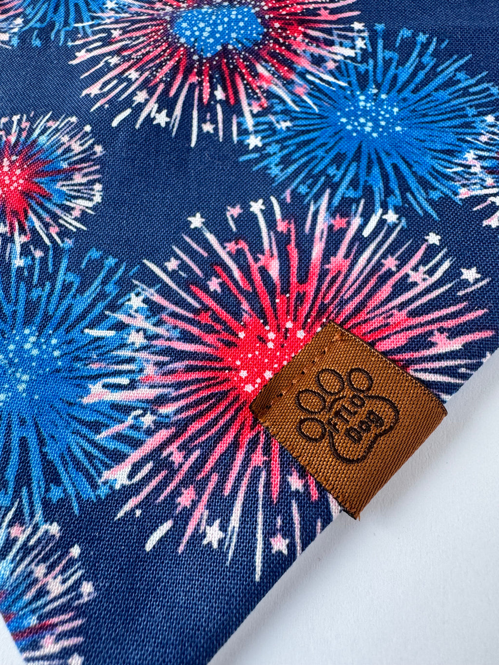 Liberty Paws - Over the Collar Contour Bandana