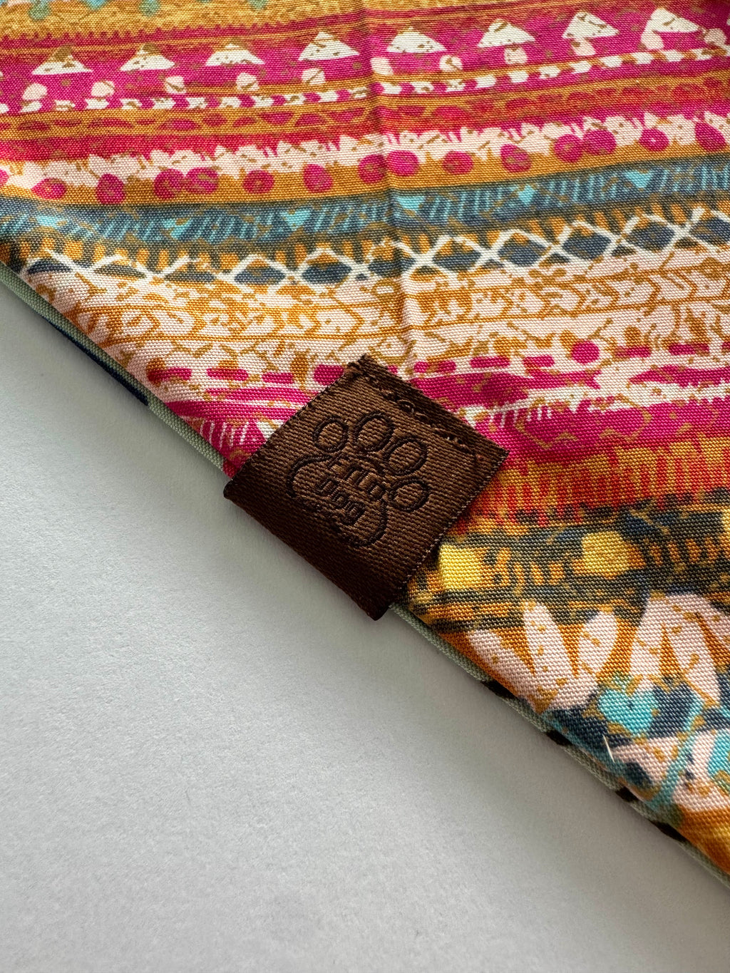 Whispering Burrow - Over the Collar Contour Bandana