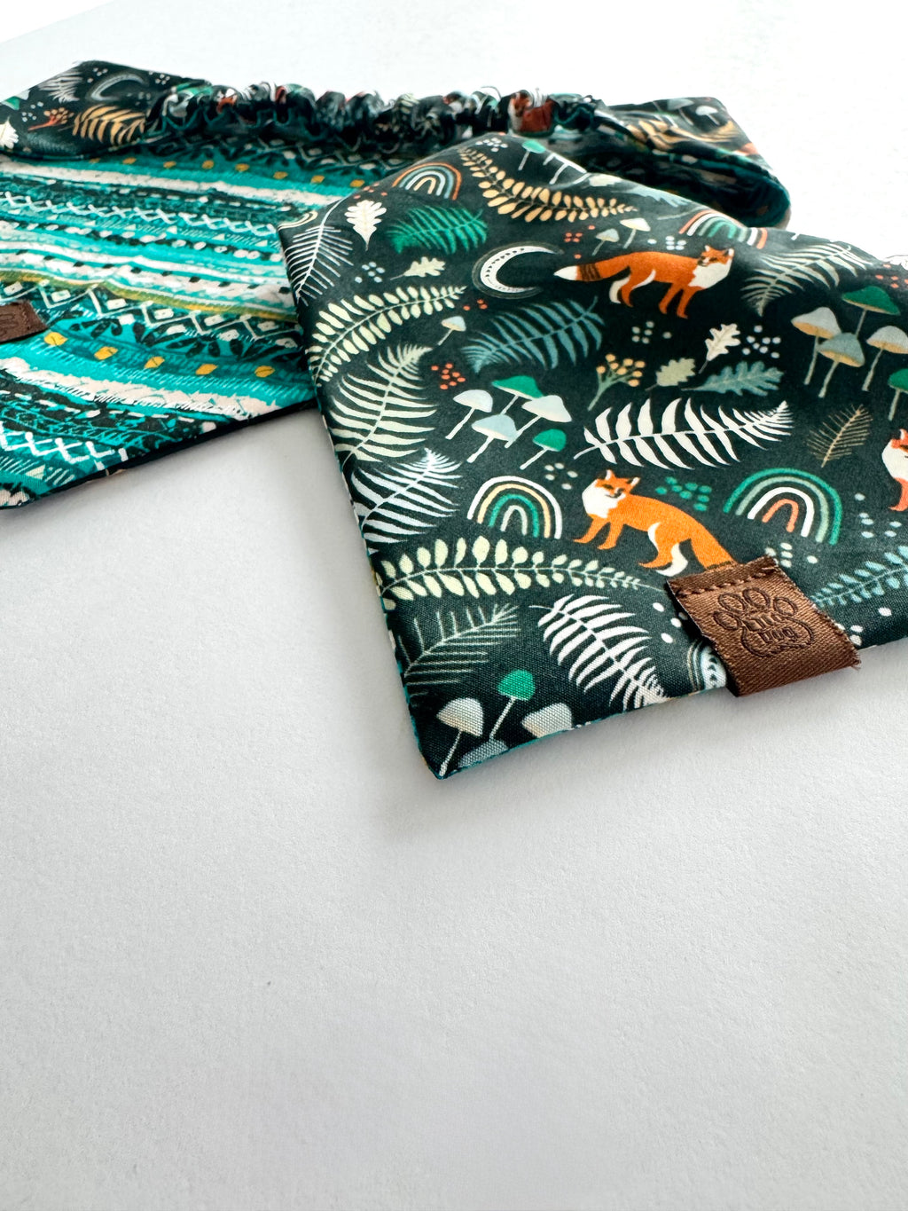 Redwood Roamers - Scrunchie Contour Bandana