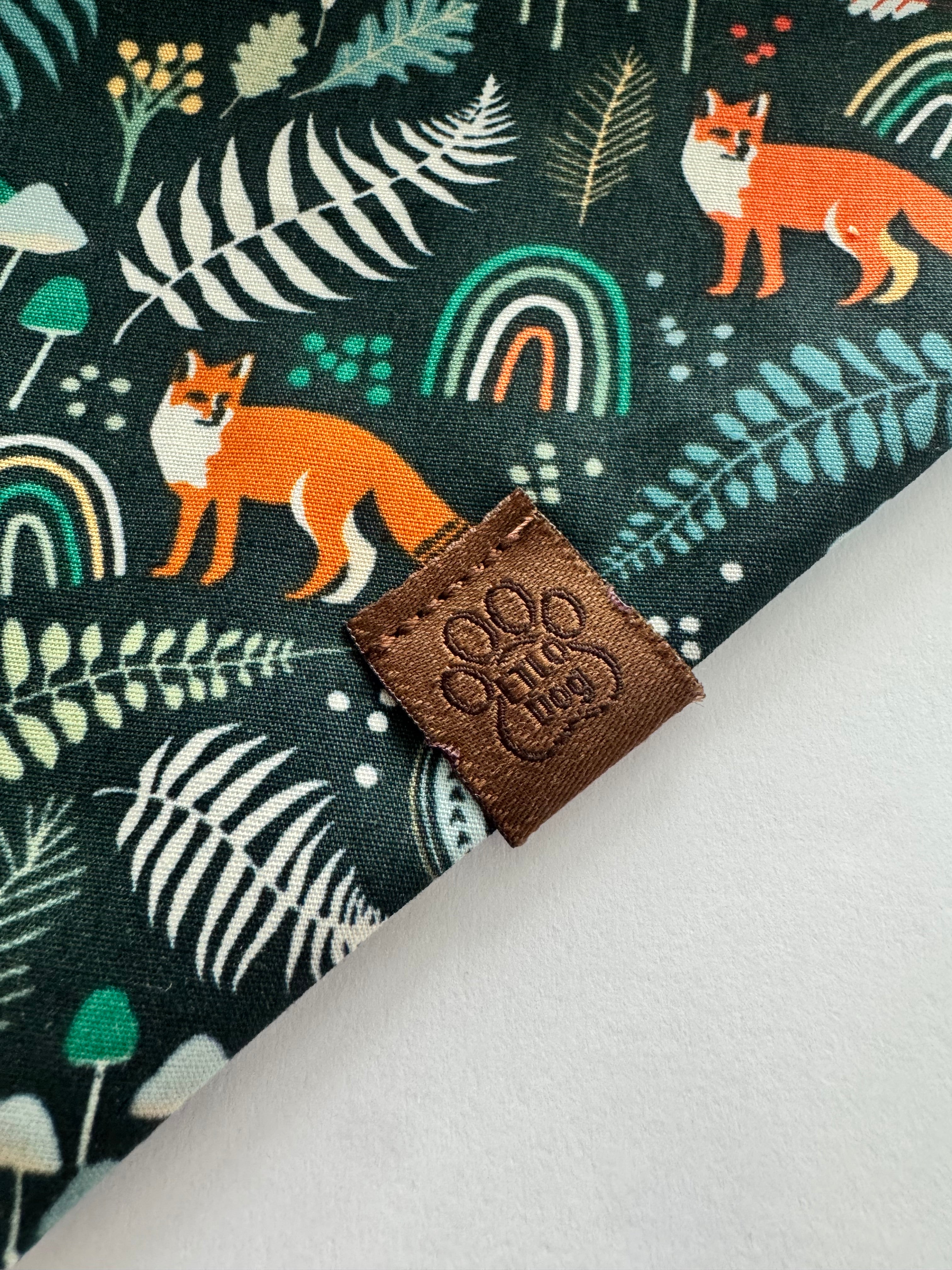 Redwood Roamers - Scrunchie Contour Bandana