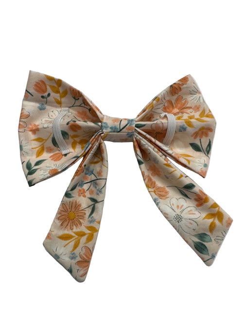 Buttercup Petals - Bow