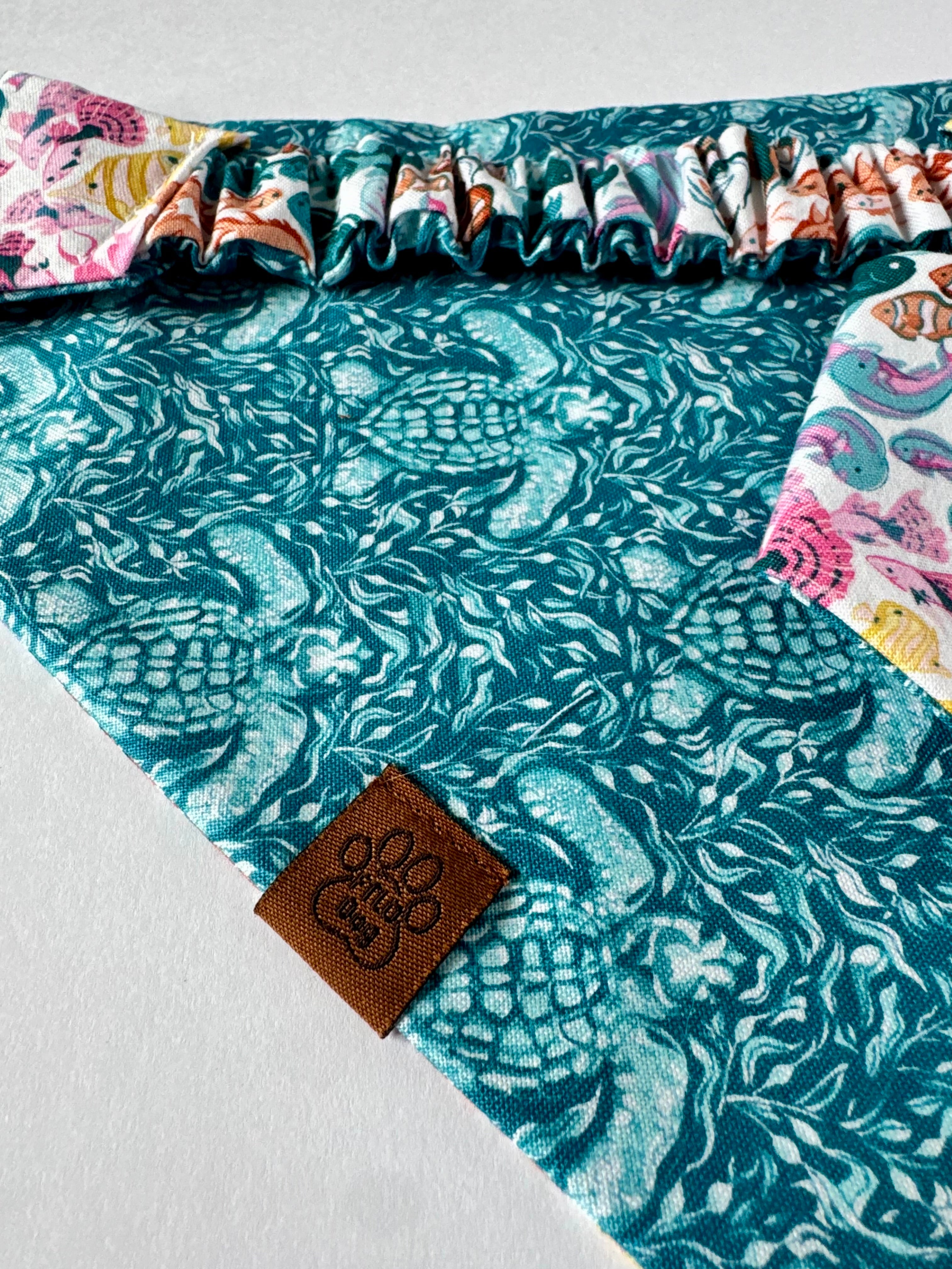 Ocean Mosaic - Scrunchie Contour Bandana